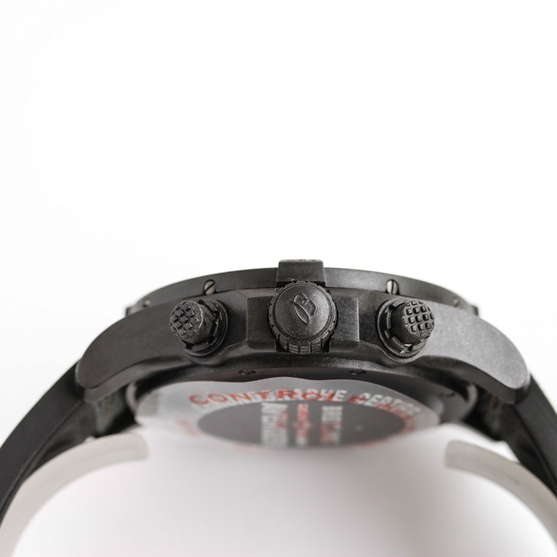 高仿百年灵复仇者系列XB0170E41I1S2自动机械腕表