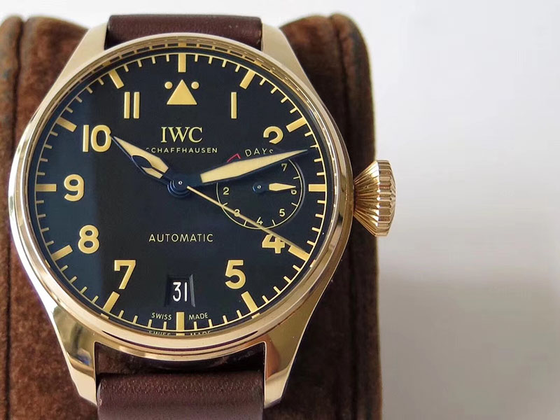 高仿万国表IWC飞行员系列IW501005自动机械腕表