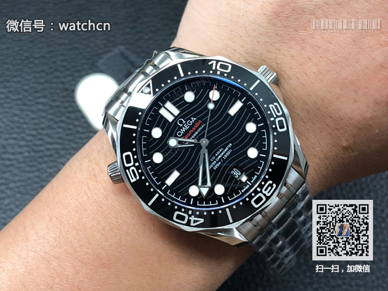 高仿欧米茄手表-海马系列300米潜水表210.30.42.20.01.001 机械男表