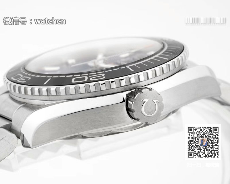 高仿欧米茄手表-海马系列海洋宇宙600米 215.30.44.21.01.001 机械男表